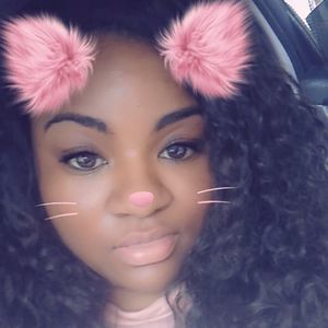 Meet your Posher, Candice